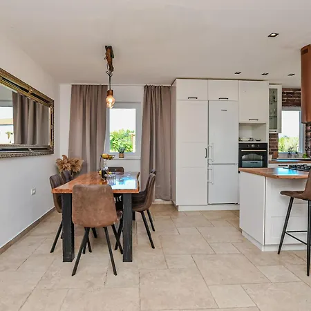 Casa Di Marko-new Modern Rustic House With Pool And Spacious Garden! *