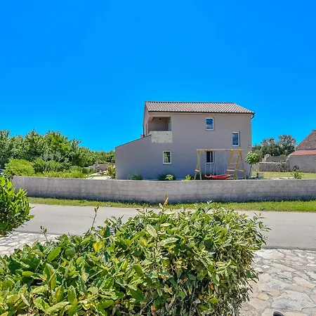 Casa Di Marko-new Modern Rustic House With Pool And Spacious Garden! Privlaka (Zadar)