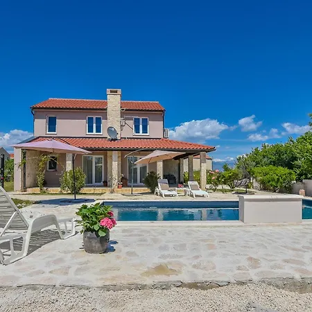 Villa Casa Di Marko-new Modern Rustic House With Pool And Spacious Garden!