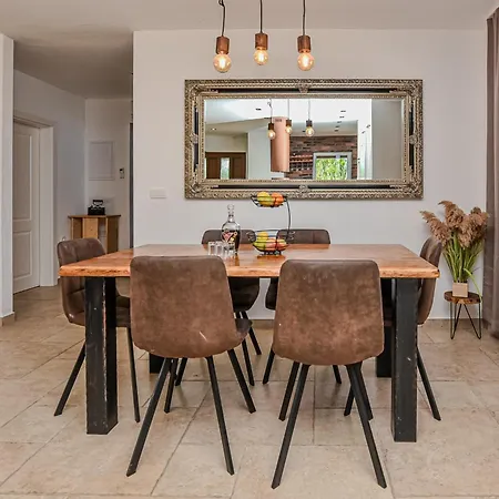 Casa Di Marko-new Modern Rustic House With Pool And Spacious Garden! *