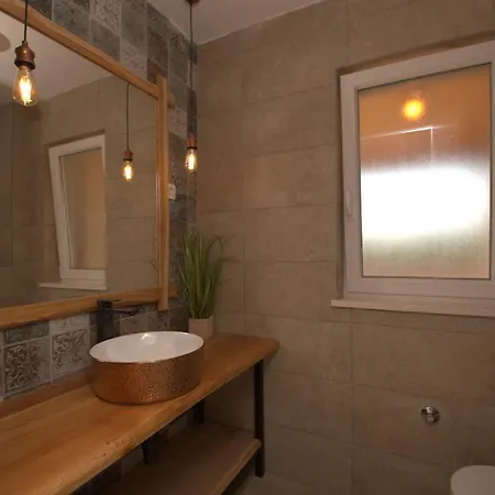 Willa Casa Di Marko-new Modern Rustic House With Pool And Spacious Garden! Privlaka (Zadar)