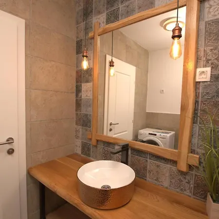 Willa Casa Di Marko-new Modern Rustic House With Pool And Spacious Garden!