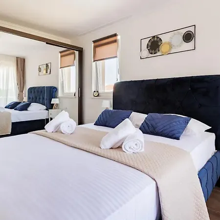 Villa Casa Di Marko-new Modern Rustic House With Pool And Spacious Garden!