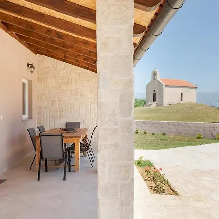 Casa Di Marko-new Modern Rustic House With Pool And Spacious Garden! פריבלאקה