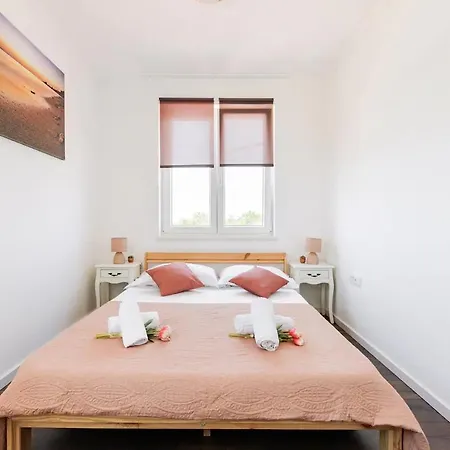 Villa Casa Di Marko-new Modern Rustic House With Pool And Spacious Garden! Privlaka (Zadar)