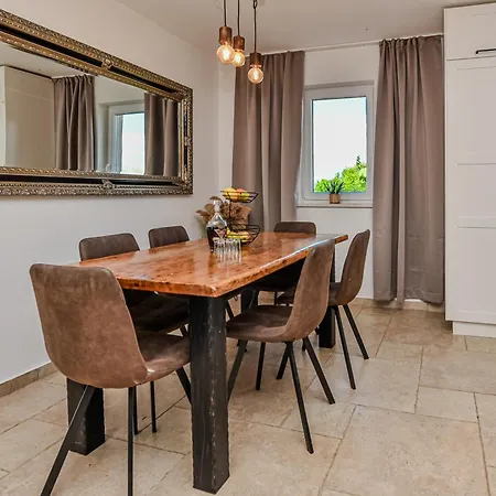 Casa Di Marko-new Modern Rustic House With Pool And Spacious Garden!