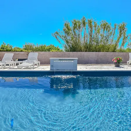 Casa Di Marko-new Modern Rustic House With Pool And Spacious Garden! Privlaka (Zadar)