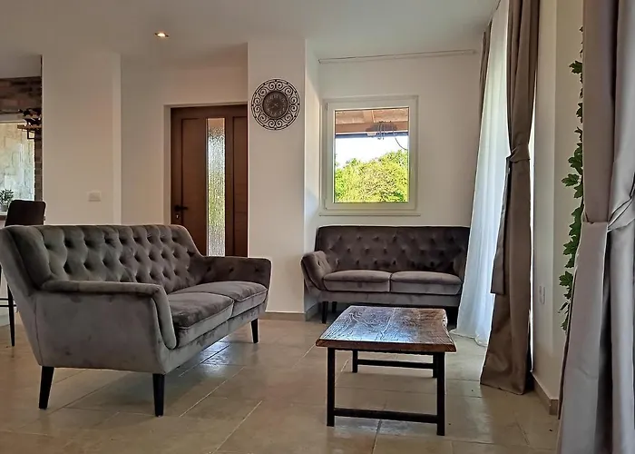Villa Casa Di Marko-new Modern Rustic House With Pool And Spacious Garden!
