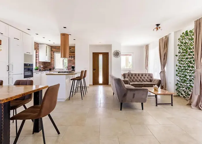 Vila Casa Di Marko-new Modern Rustic House With Pool And Spacious Garden! Privlaka (Zadar)